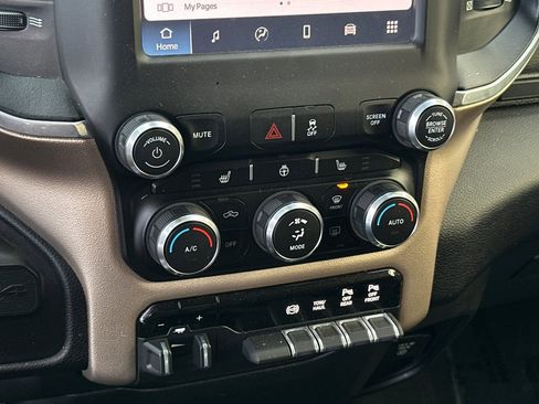 Used 2022 RAM 2500 Laramie image 16