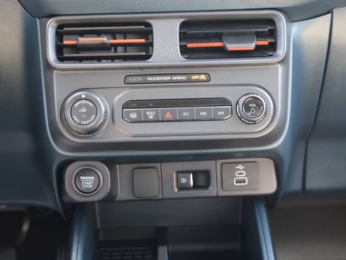 Used 2025 Ford Maverick Lariat w/ 4K Tow Package AWD/4WD image 21