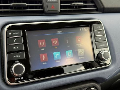 Used 2024 Nissan Versa SV FWD image 23