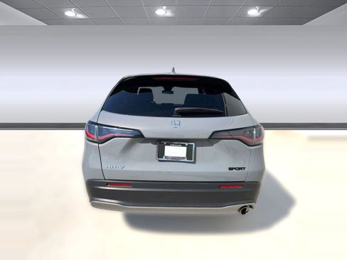 Used 2025 Honda HR-V Sport image 10