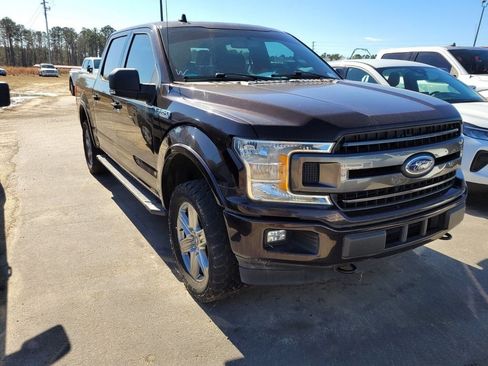 Used 2018 Ford F150 XLT w/ Equipment Group 302A Luxury AWD/4WD image 2