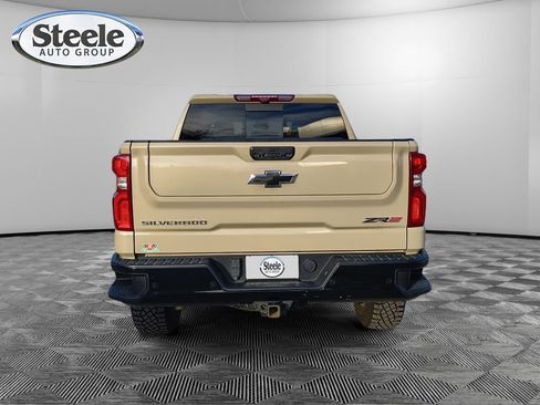 Used 2023 Chevrolet Silverado 1500 ZR2 w/ Technology Package image 4