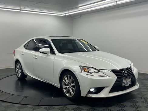 Used 2015 Lexus IS 250 image 2