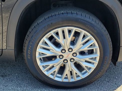 Used 2025 GMC Acadia Elevation w/ Elevation Premium Package FWD image 5