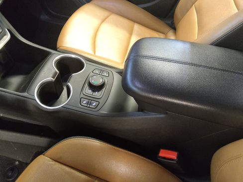 Used 2021 GMC Terrain SLT AWD/4WD image 26