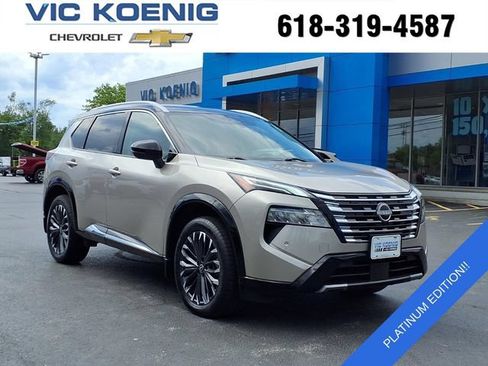 Used 2024 Nissan Rogue Platinum w/ Platinum Premium Package AWD/4WD image 1