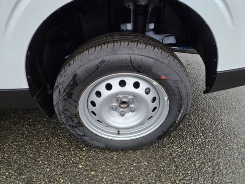 New 2026 Ford Maverick XL image 9