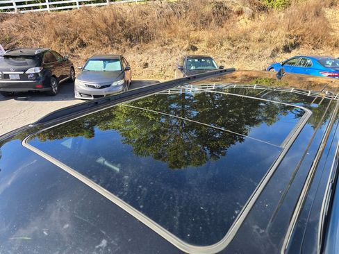 Used 2023 Jeep Wagoneer Series II image 21