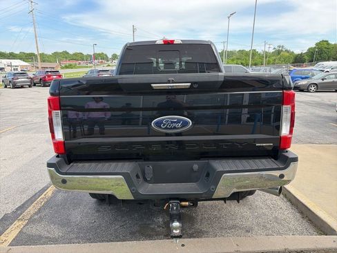 Used 2017 Ford F250 Lariat w/ Chrome Package AWD/4WD image 5