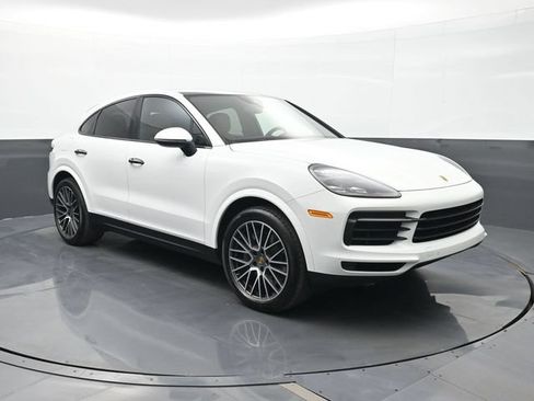 Certified 2021 Porsche Cayenne Coupe AWD/4WD image 25