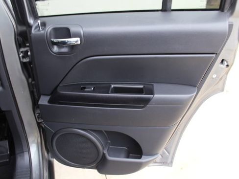 Used 2012 Jeep Patriot Sport w/ PWR Value Group image 27