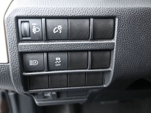 Used 2024 Toyota Tacoma TRD Off-Road image 10