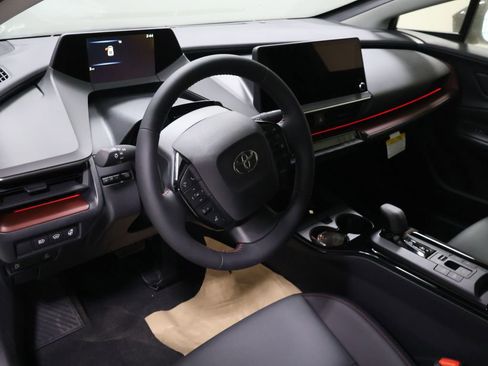 New 2026 Toyota Prius Plug-In Hybrid FWD image 21