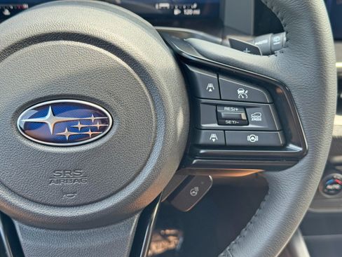 Used 2026 Subaru Outback Limited AWD/4WD image 23