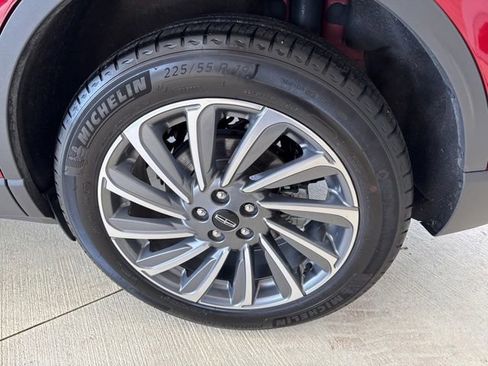 Used 2023 Lincoln Corsair Reserve w/ Equipment Group 201A AWD/4WD image 41