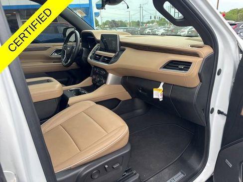 Used 2023 Chevrolet Tahoe Premier w/ Premium Package 2 AWD/4WD image 29