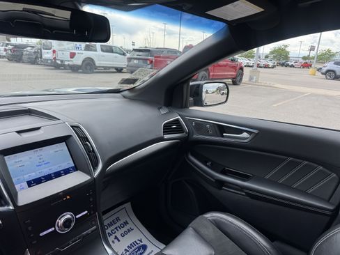 Used 2020 Ford Edge ST w/ Cold Weather Package AWD/4WD image 11