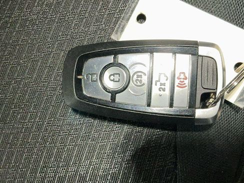 Certified 2022 Ford F150 XLT w/ Equipment Group 302A High image 22