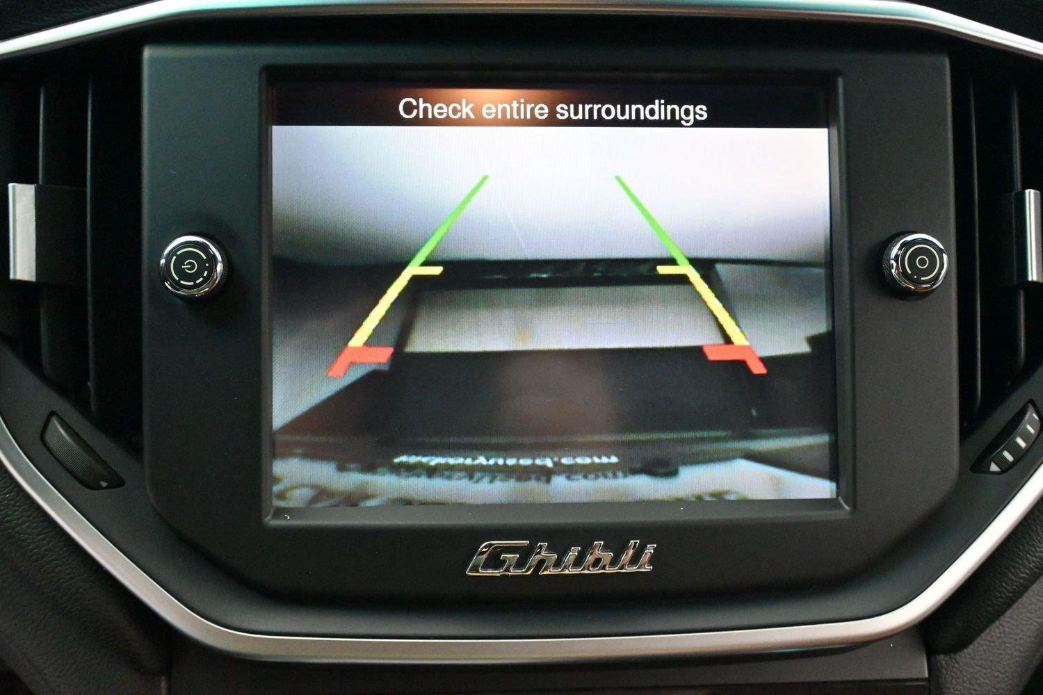 Used 2015 Maserati Ghibli RWD image 21