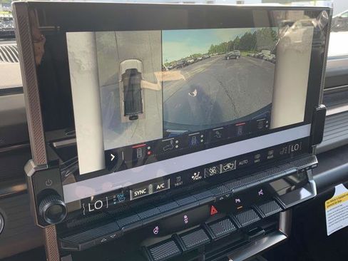 New 2024 GMC Hummer EV 2X w/ LPO, Illumination Package AWD/4WD image 10