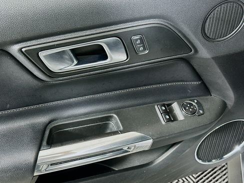 Used 2022 Ford Mustang Premium RWD image 15