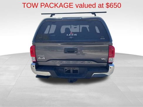 Used 2017 Toyota Tacoma SR5 w/ Tow Package image 7