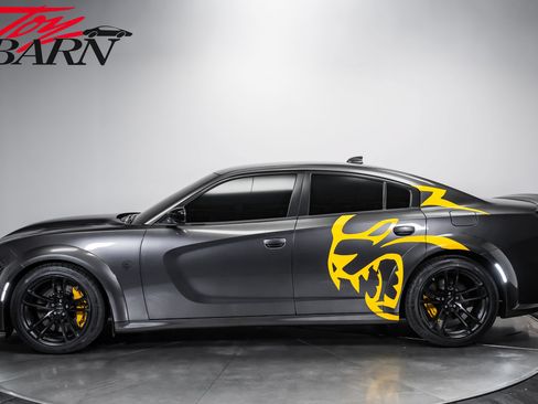 Used 2023 Dodge Charger SRT Hellcat w/ Harman/Kardon Audio Group RWD image 2