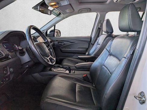 Used 2019 Honda Pilot Touring image 15