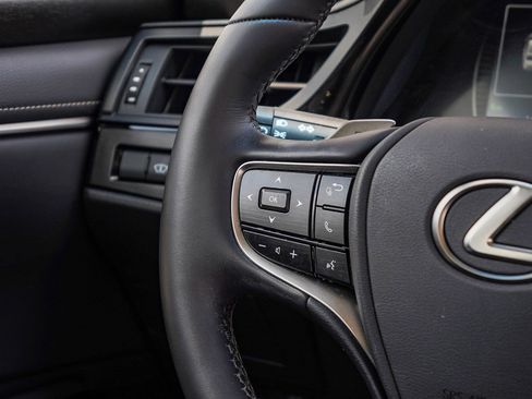Used 2025 Lexus ES 350 w/ Premium Package FWD image 18
