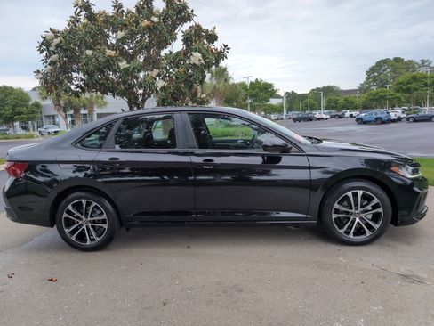 Used 2026 Volkswagen Jetta Sport FWD image 11
