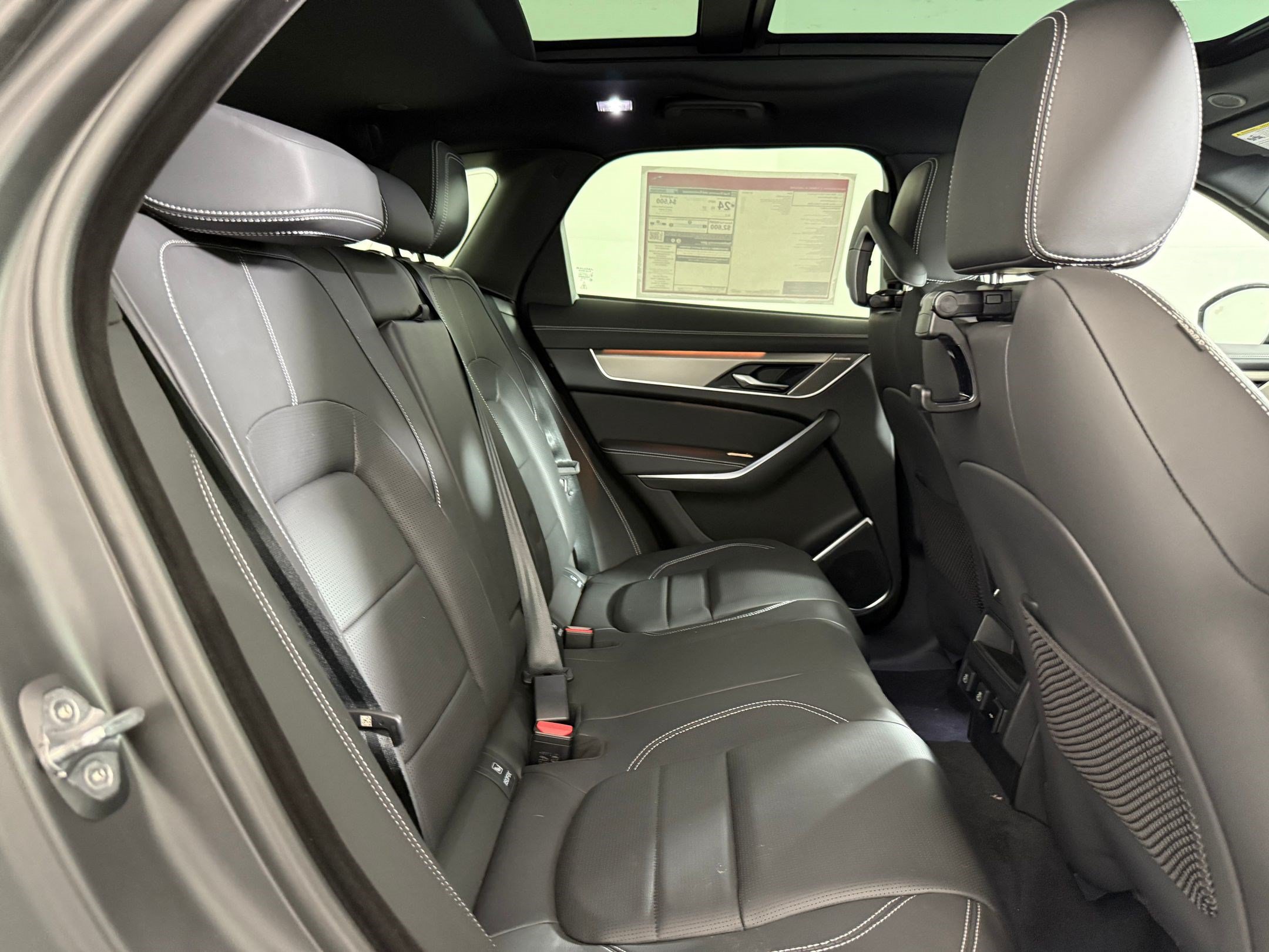 New 2026 Jaguar F-PACE R-Dynamic S AWD/4WD image 28