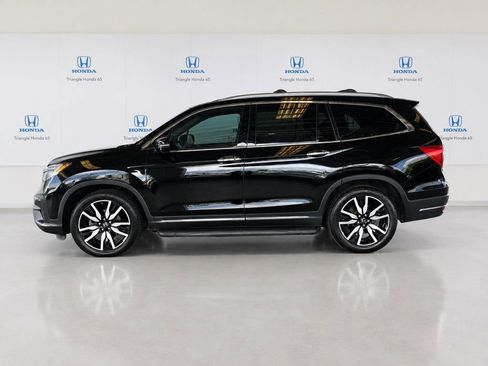 Used 2021 Honda Pilot Touring image 3