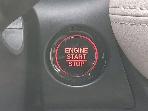 Used 2024 Honda HR-V LX image 22