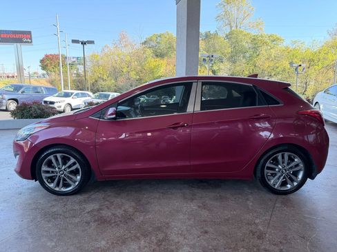 Used 2016 Hyundai Elantra GT w/ Option Group 02 image 4