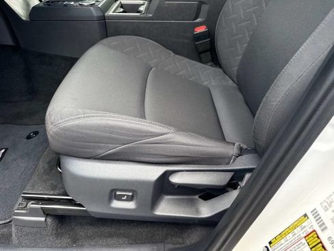 Used 2025 Toyota Tacoma SR5 RWD image 9