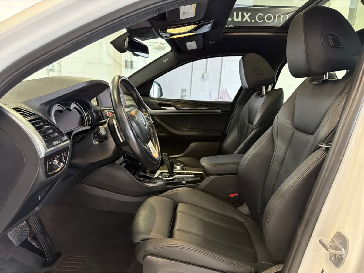 Used 2019 BMW X4 xDrive30i w/ Driving Assistance Package AWD/4WD image 9