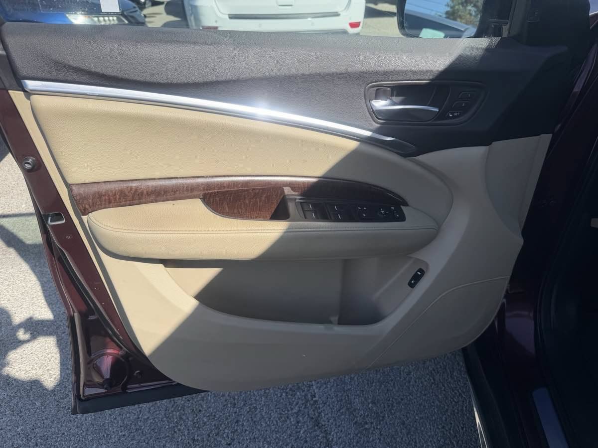 Used 2017 Acura MDX w/ Technology Package FWD image 22