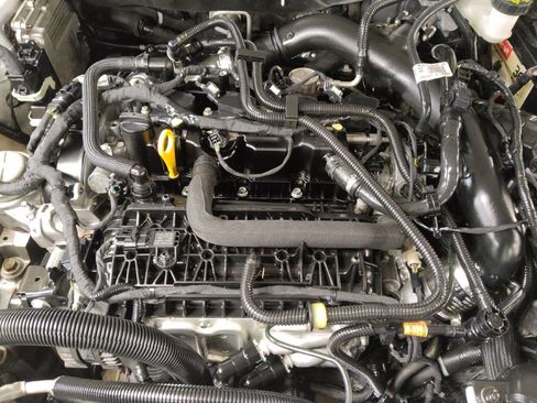 Used 2019 Ford Fusion SE image 30