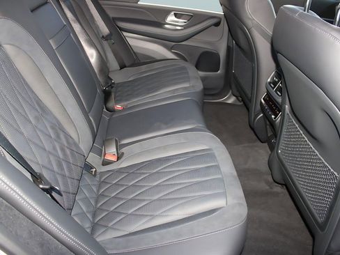 New 2026 Mercedes-Benz GLE 63 AMG S image 36