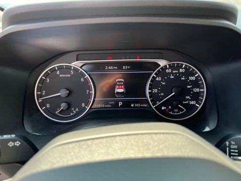 Used 2025 Nissan Rogue SV image 42