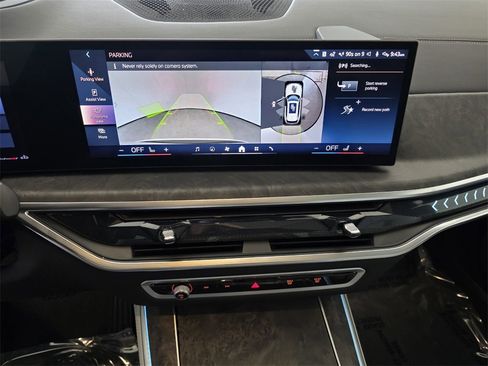 Used 2026 BMW X5 sDrive40i image 22