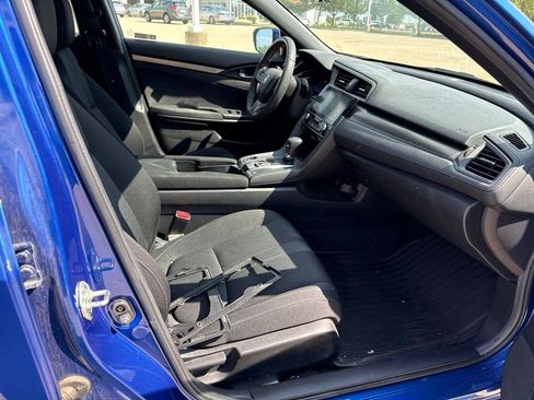 Used 2018 Honda Civic EX image 17
