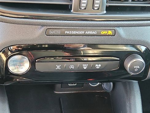 Used 2025 Ford Escape ST-Line w/ Tech Pack #1 image 19