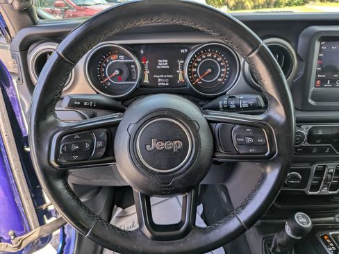 Used 2020 Jeep Wrangler Unlimited Sport AWD/4WD image 29