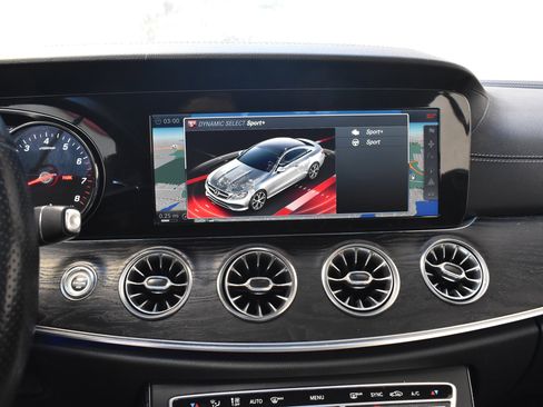 Used 2018 Mercedes-Benz E 400 E 400 4MATIC image 32