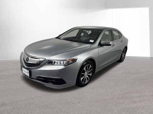 Used 2017 Acura TLX 2.4L image 2