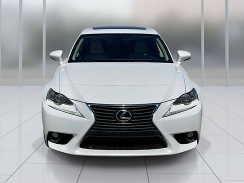 Used 2016 Lexus IS 200t w/ Navigation System Package RWD image 9