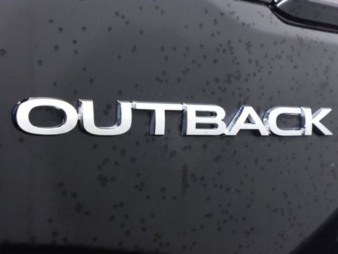 Used 2023 Subaru Outback Premium AWD/4WD image 34