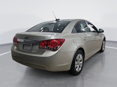 Used 2015 Chevrolet Cruze LT image 3