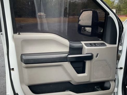 Used 2020 Ford F250 XL w/ Power Equipment Group image 22
